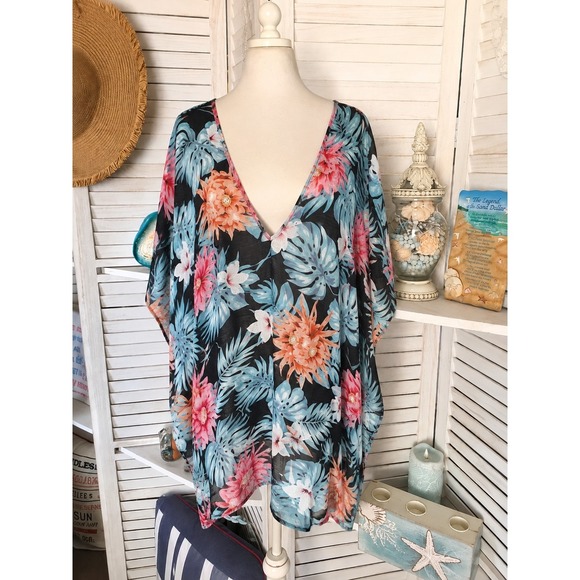 Beach Bay Other - Kona Sol Tropical Beach Cover-up Size M